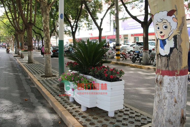 道路花箱-3+2藝術花箱