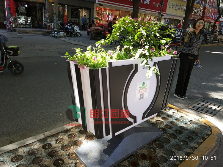 道路花箱-天籟藝術花箱